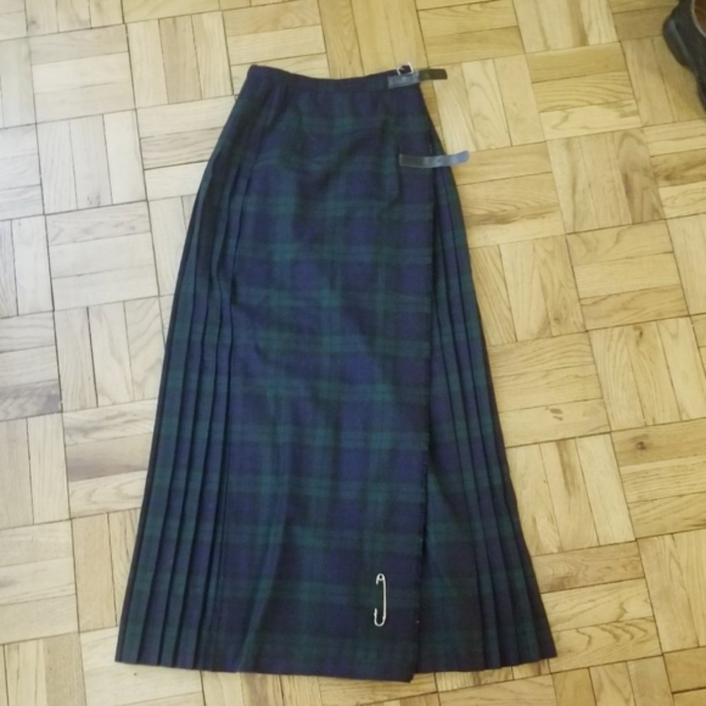 Vintage Wool Plaid Skirt Campbell Black Watch Tartan
